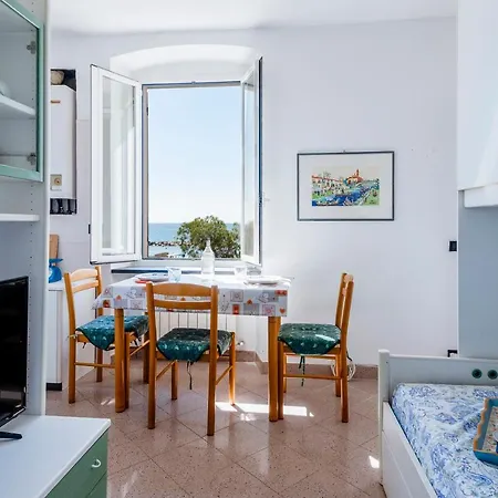 Beach Front - Sulla Spiaggia