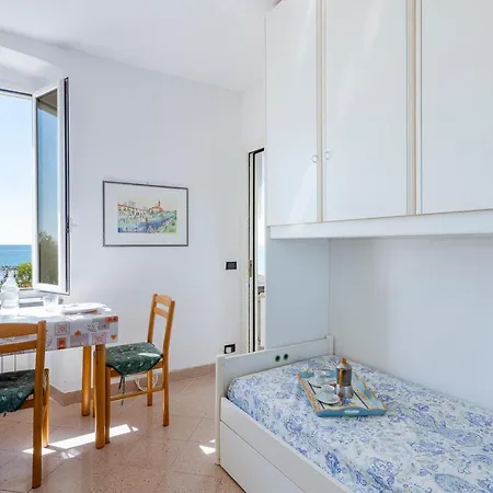 Beach Front - Sulla Spiaggia *